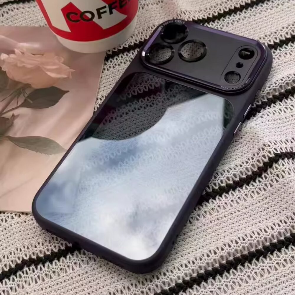 Cream iPhone16 Case